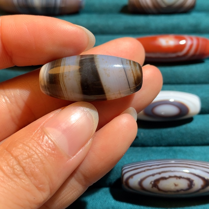 未镶嵌玛瑙/玉髓珠宝奇石