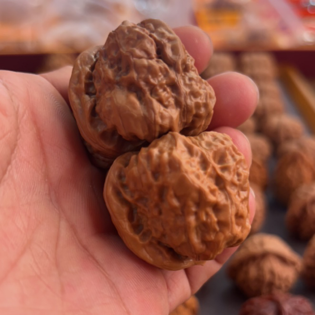 文玩核桃蛤膜头修尖精打底