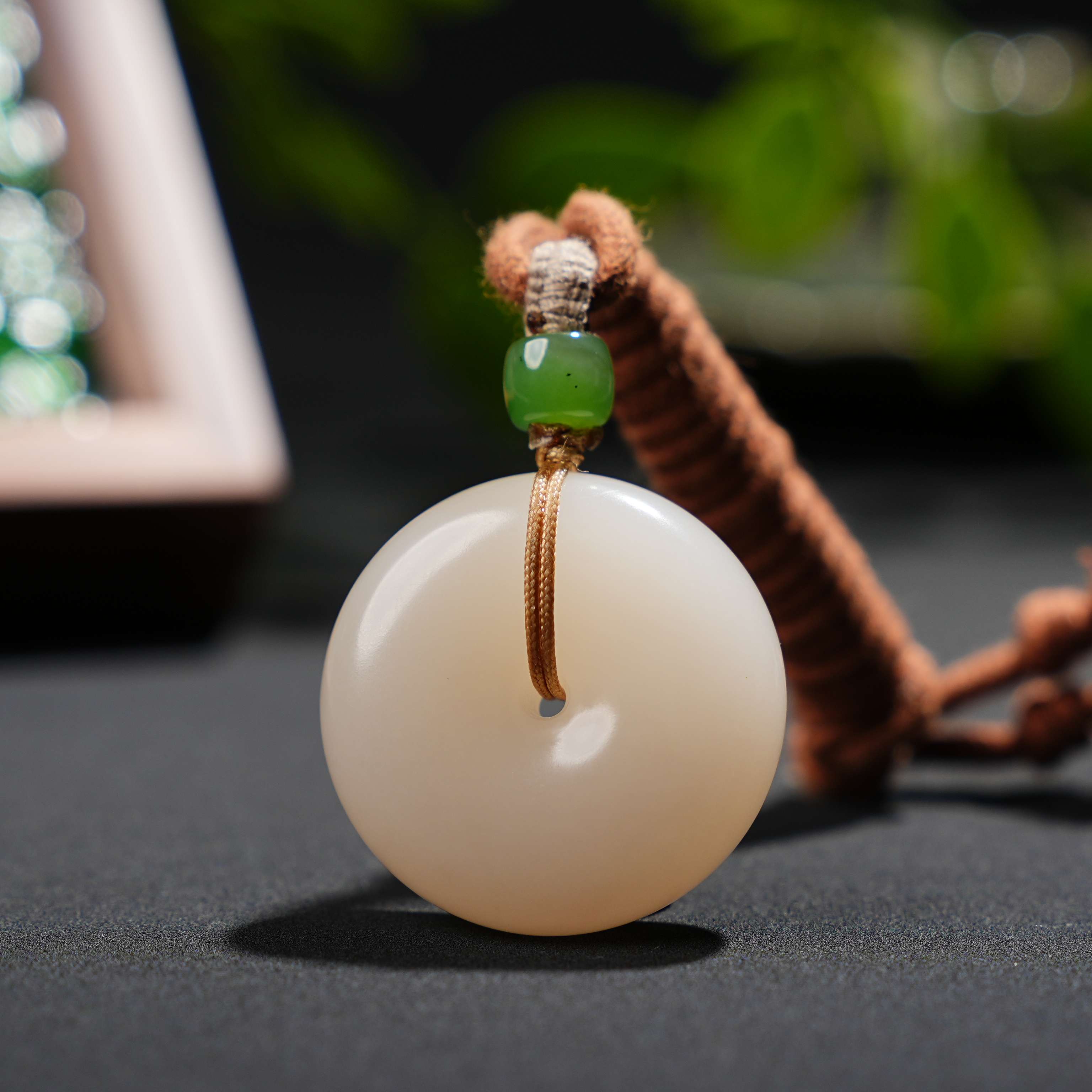 Gloire/古名【睿泽鉴宝】和田玉藕粉平安扣吊坠29*11 ZHZ0023