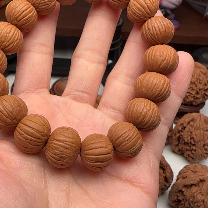 文玩核桃吊坠蒙***飞猴头土豪