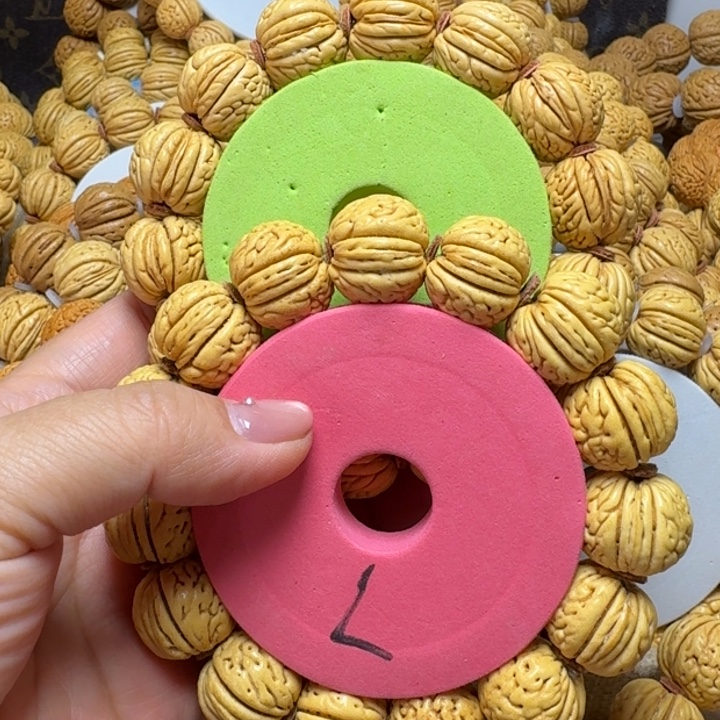 麦***珀桃核吊坠野生桃核