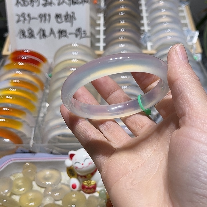 玛瑙/玉髓未镶嵌手镯