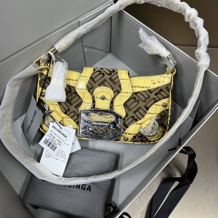 99新/巴黎世家/C5436175179/[PY1112B0012]