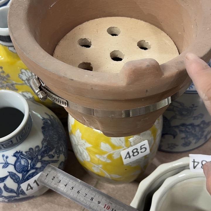 瓷片瑕。。。。。。。。。。。。。。。