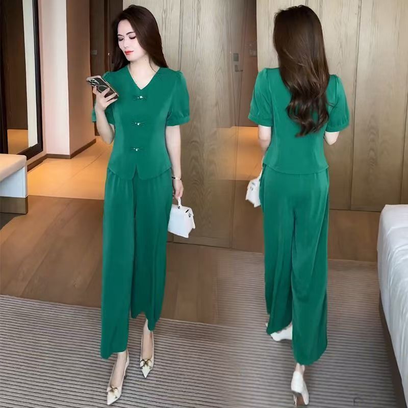 新中式时尚冰丝套装女2025夏季新款洋气显瘦盘扣短袖阔腿裤两件套