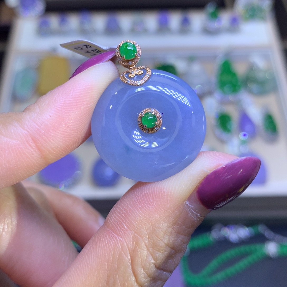 翡翠戒指18K金镶嵌翡翠