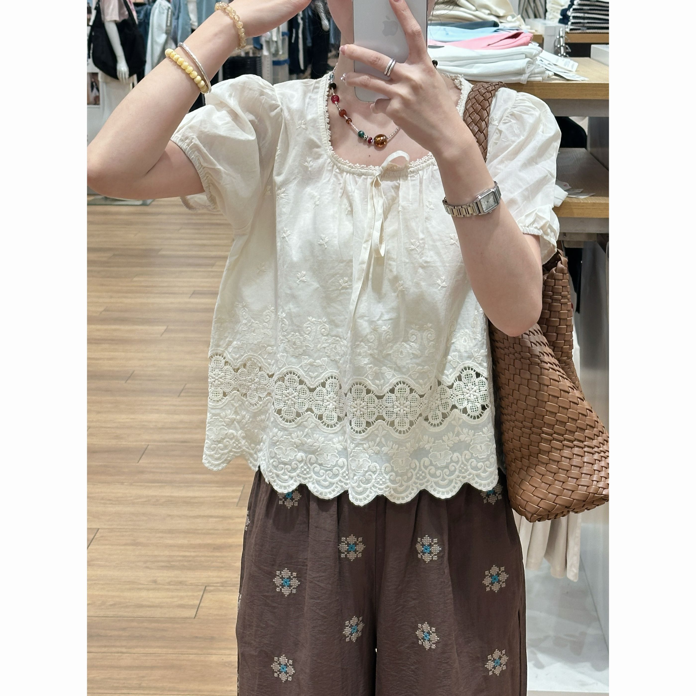 【歡囍】 韩系时尚小众宽松短裤法式气质蕾丝短袖上衣