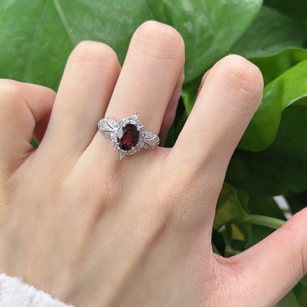 玺楠祥•s925银镶石榴石戒指