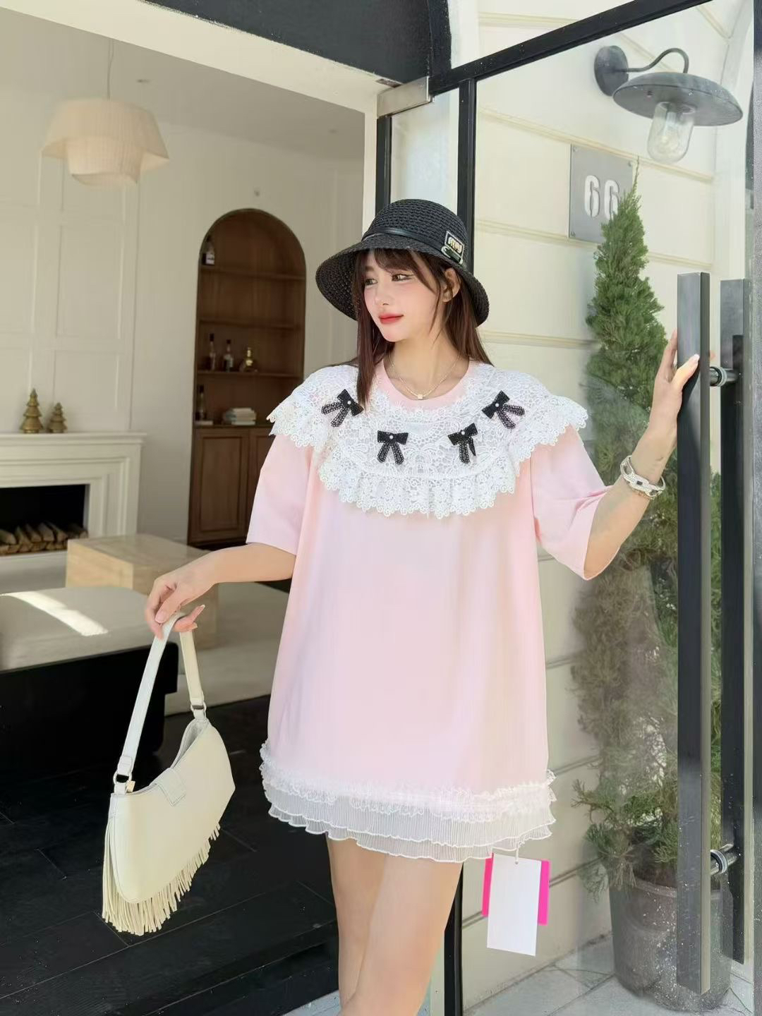 刘媛媛欧货 实拍小蝴蝶结刺绣蕾丝甜美时尚中长款连衣裙