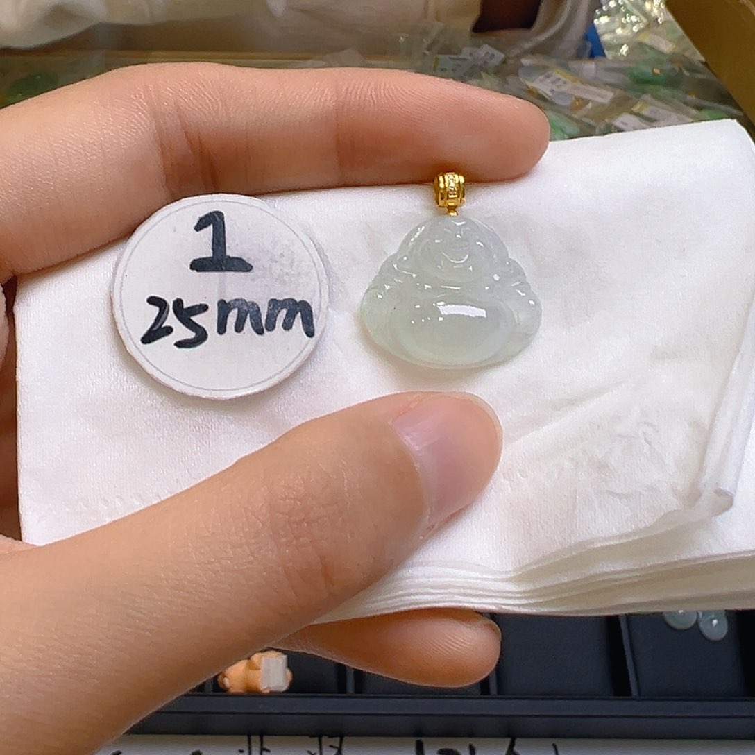 翡翠吊坠(不含链)18K金镶嵌翡翠