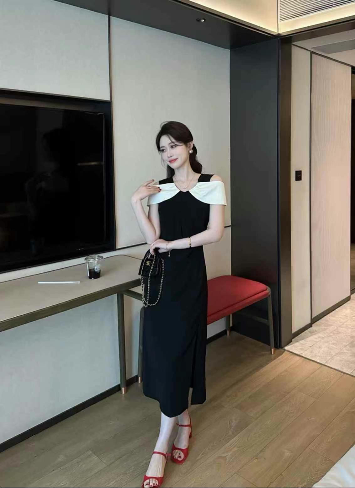 LYHOME高品质漏肩拼色修身连衣裙