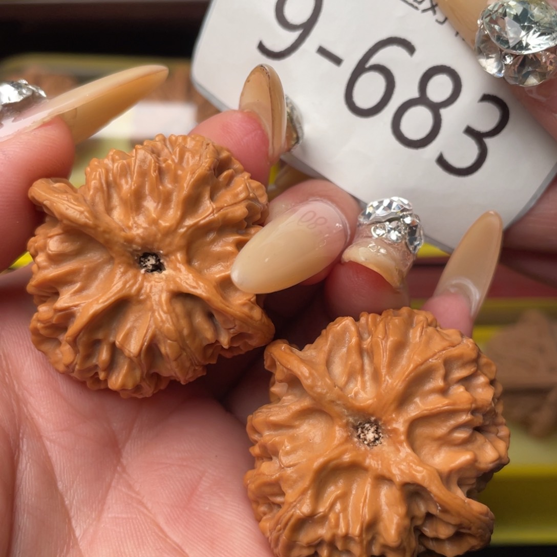 文玩核桃把件39全品山地苹果园