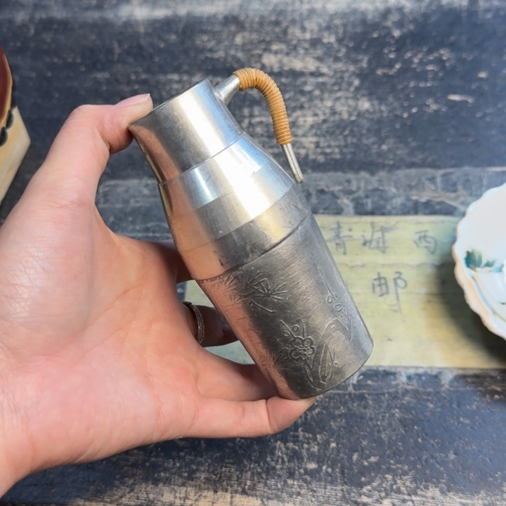 瓷片有划痕……哈哈哈哈哈哈