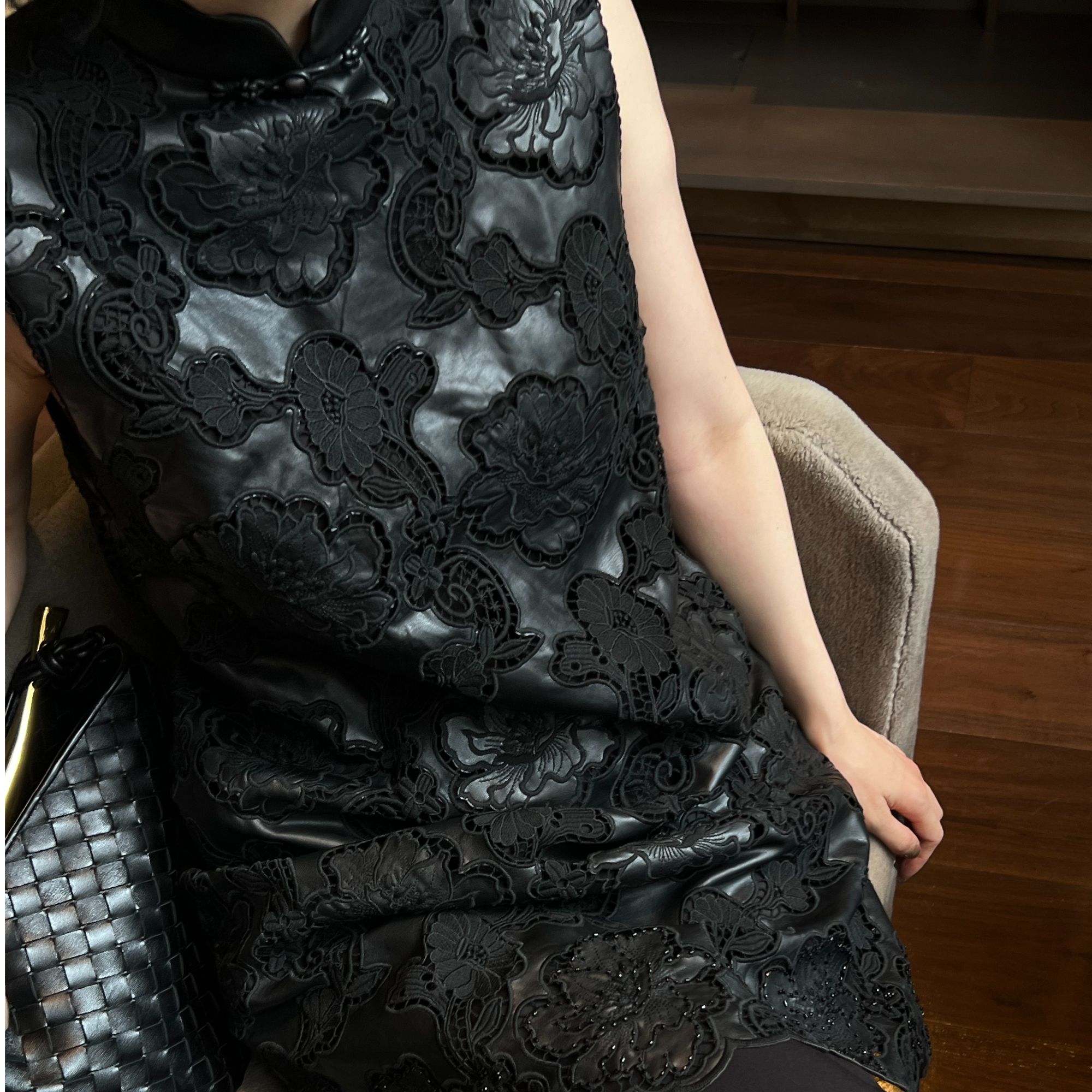 BETTY BAIRN “夜宴花粼”轻中式极简进口定位绣花拼皮背心裙BW1162