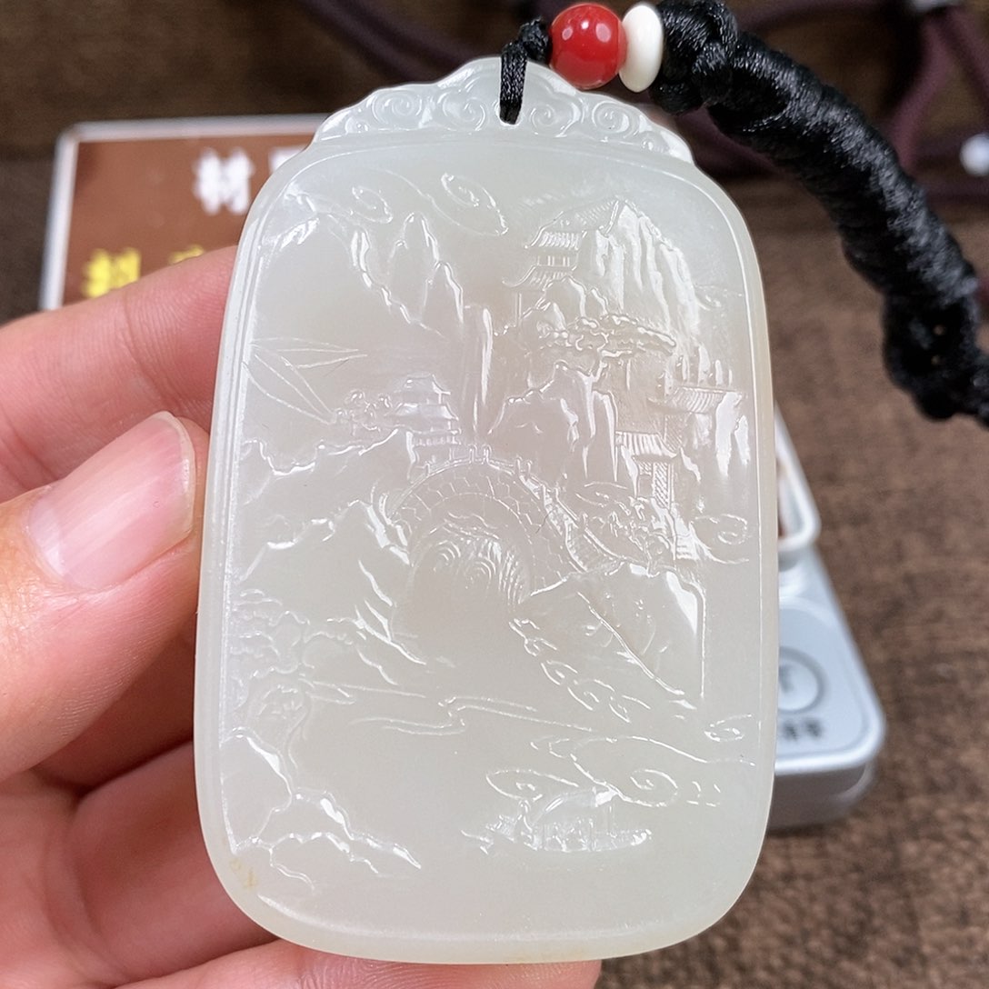 和田玉颈饰未镶嵌