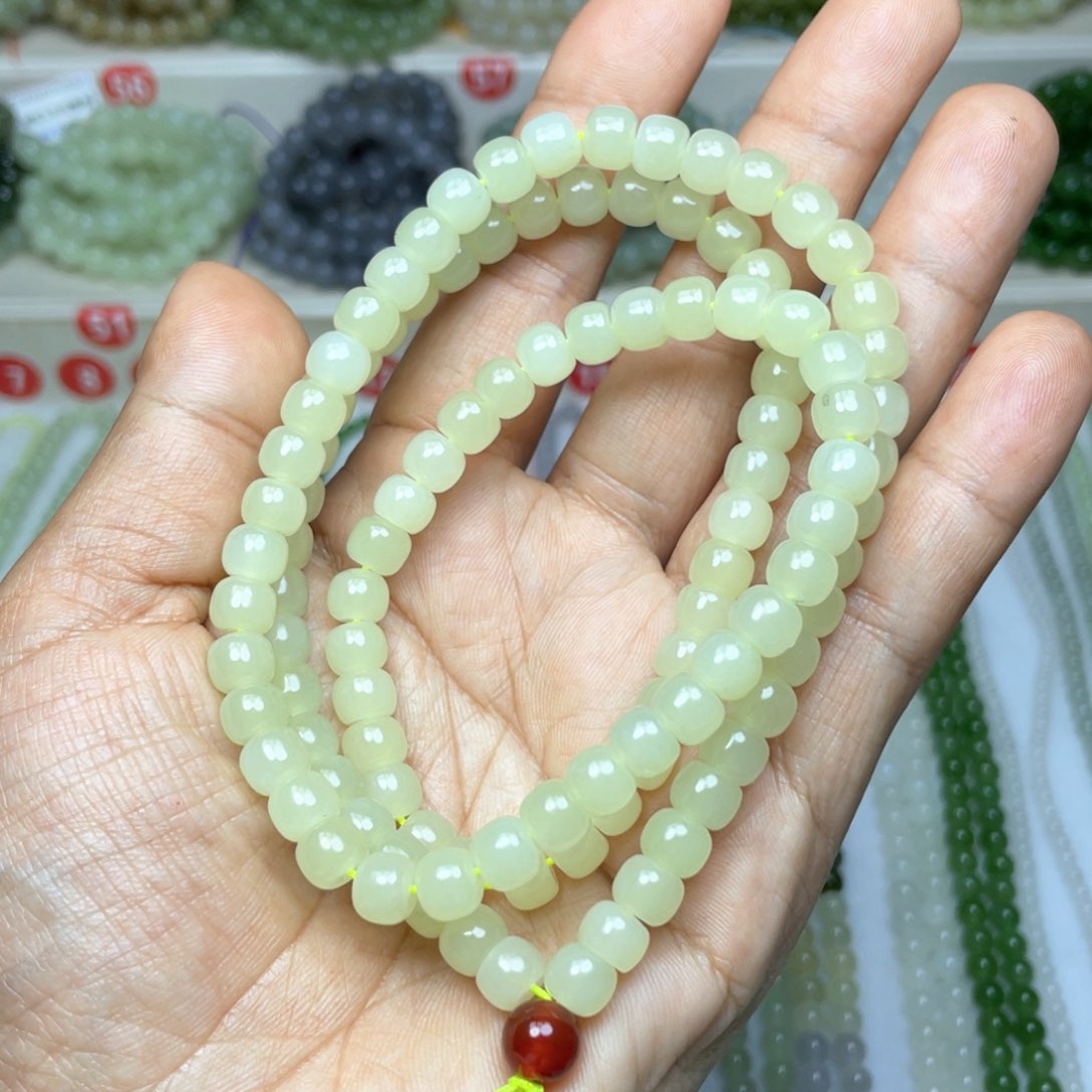 和田玉颈饰未镶嵌7/6mm