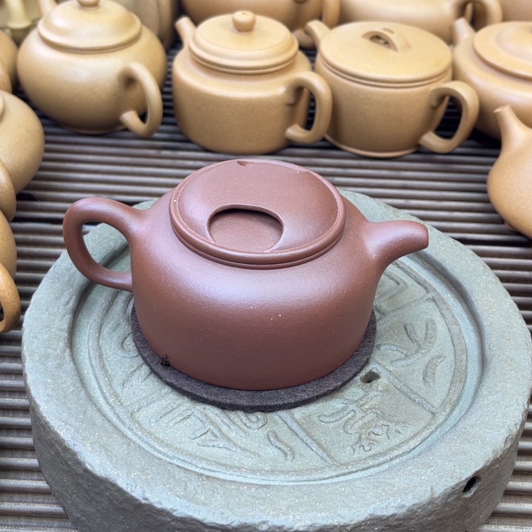 紫砂茶壶紫泥 牛盖 150c