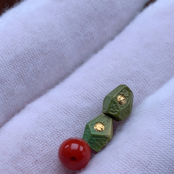 南红玛瑙未镶嵌珠宝奇石