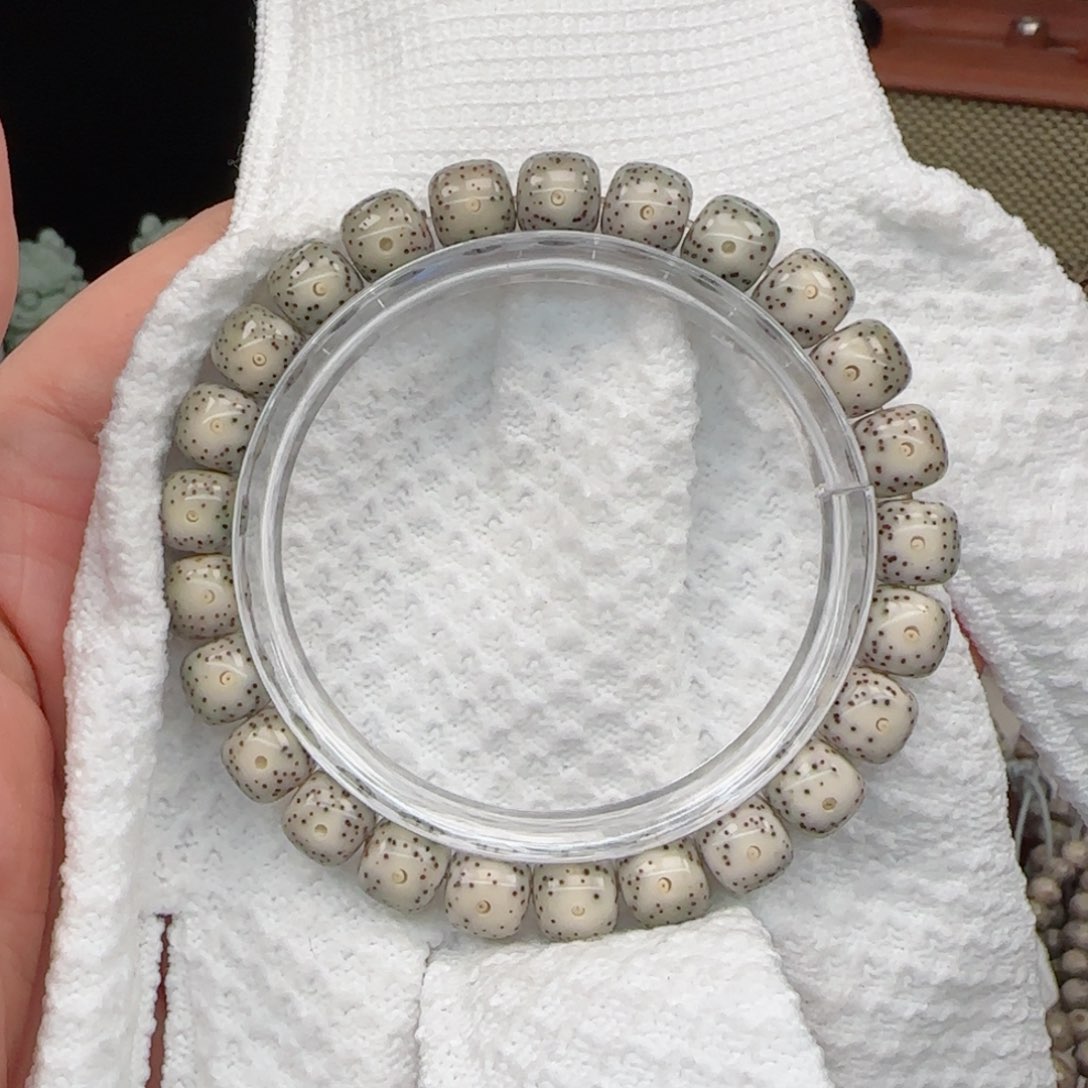 星月菩提手串果冻大眼睛针尖星9*8