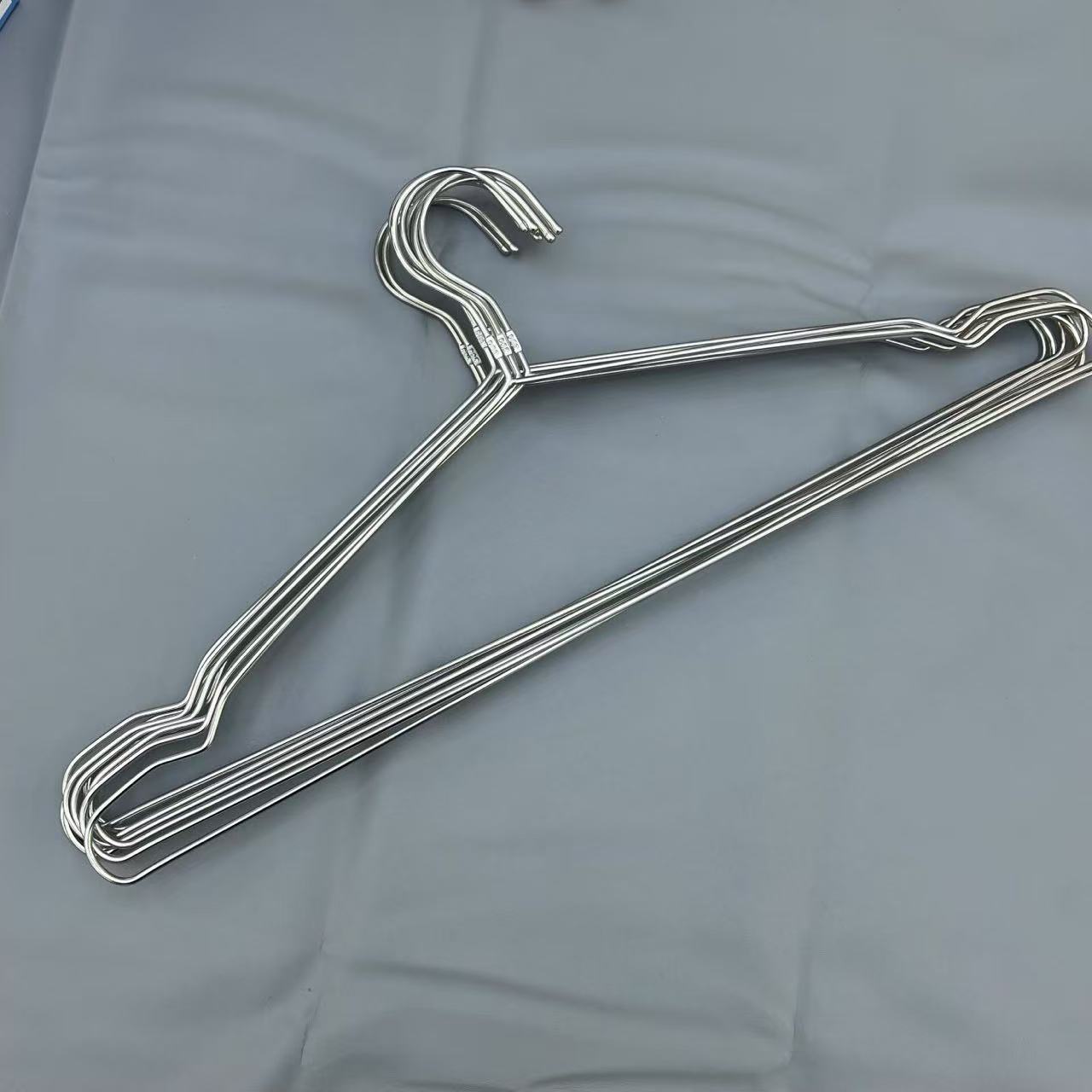 加大加粗不锈钢衣架10个家用厨房必备轻奢现代高级售后【汤家限定】