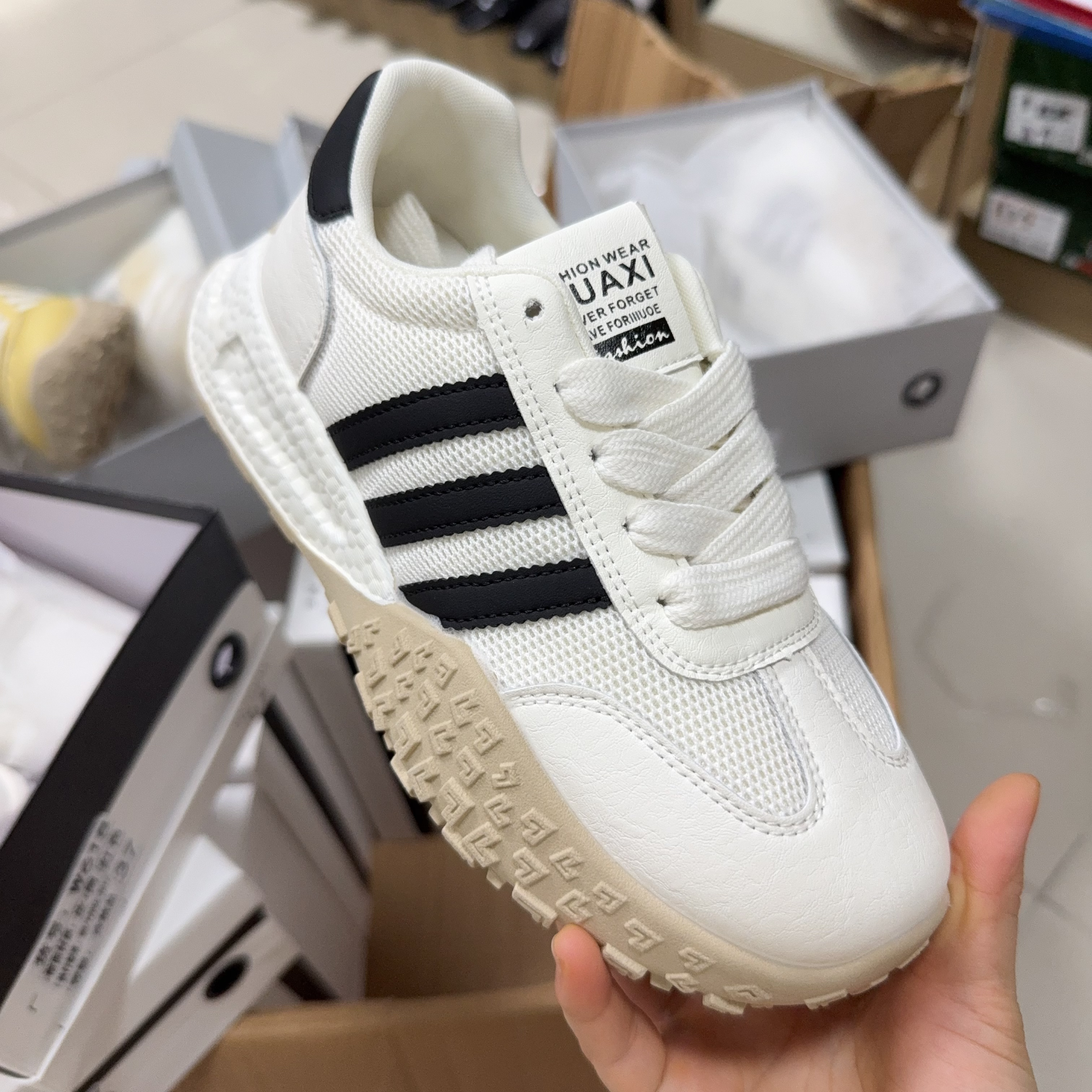 秋季休闲透气平跟时尚休闲鞋休闲鞋厚底网面潮鞋秀气阿甘鞋百搭