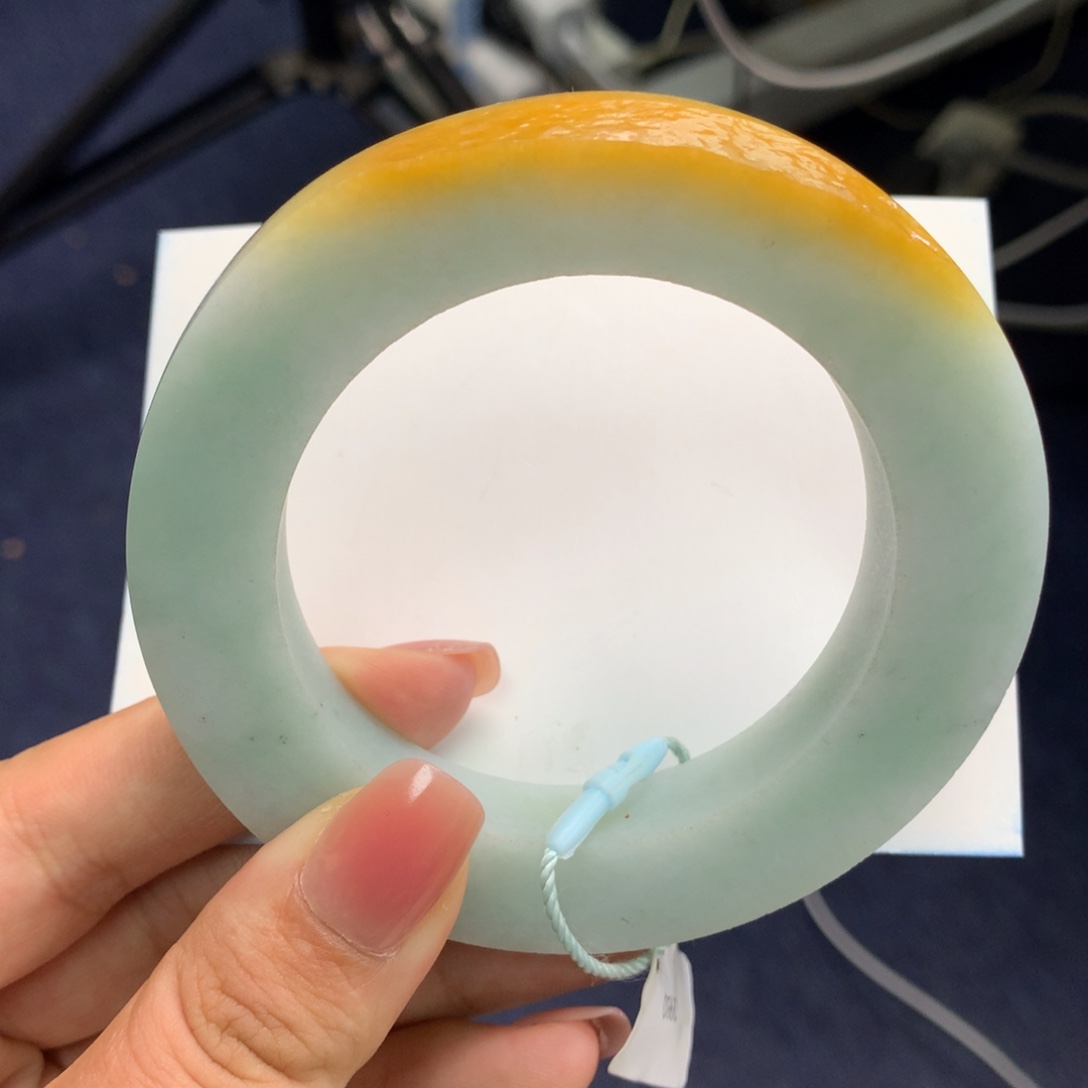 定制翡翠手镯未镶嵌