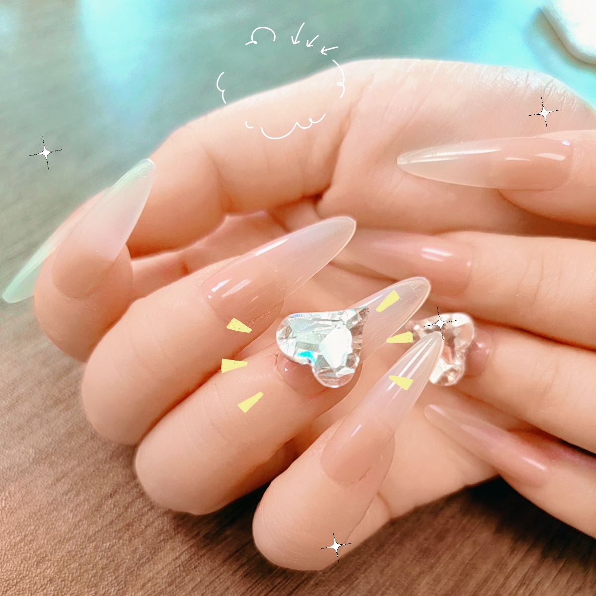 手工穿戴甲爆闪钻歪心ins纯欲风可拆卸自然显白