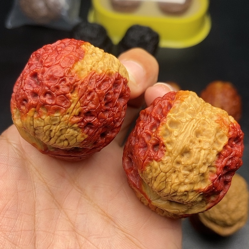 【闪购商品】把件文玩核桃43尺牡丹绣球59克