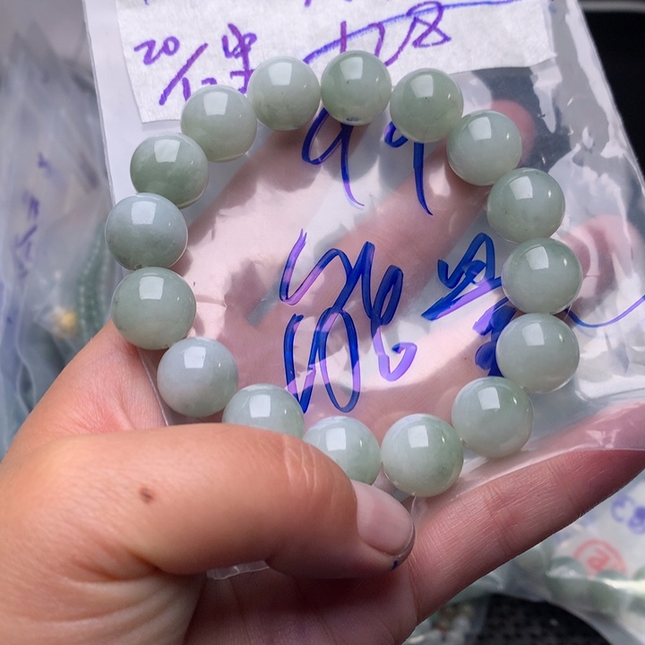 定制翡翠未镶嵌能*哥