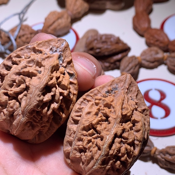 文玩核桃吊坠好****安虚尖39