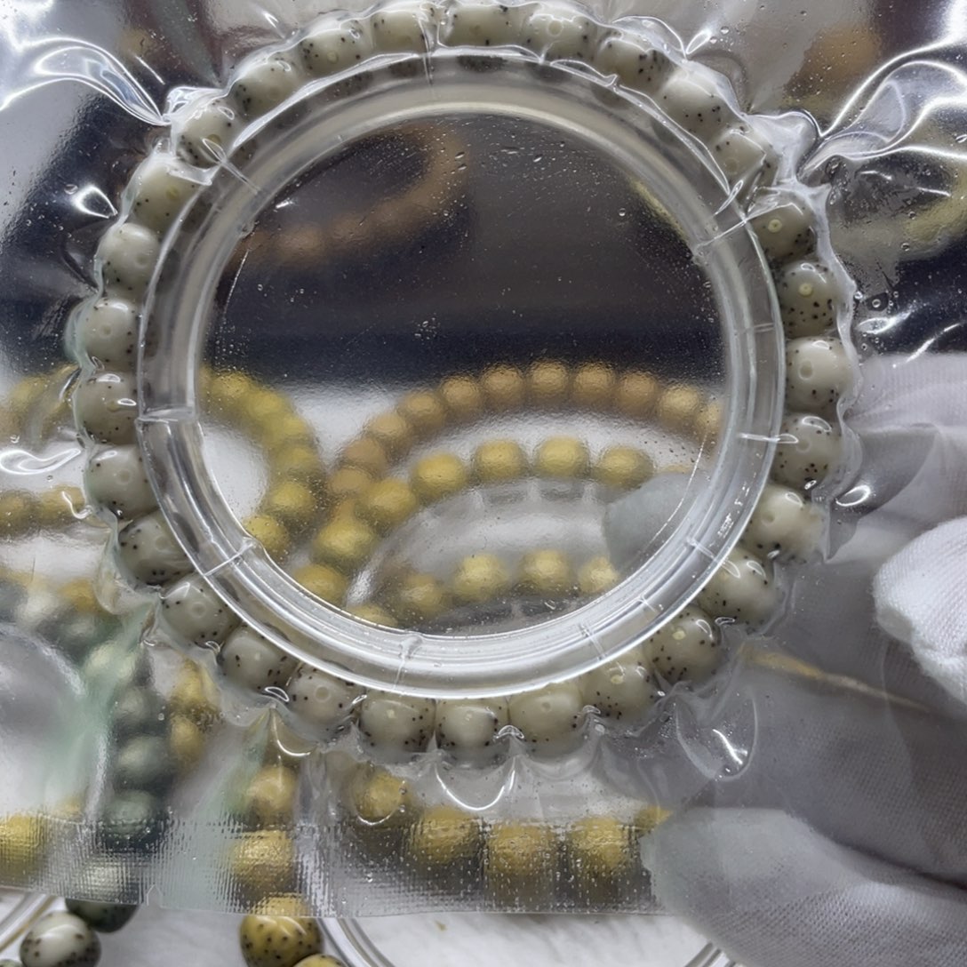 星月菩提手串贯穿通体 超散星糯冰料 8x7