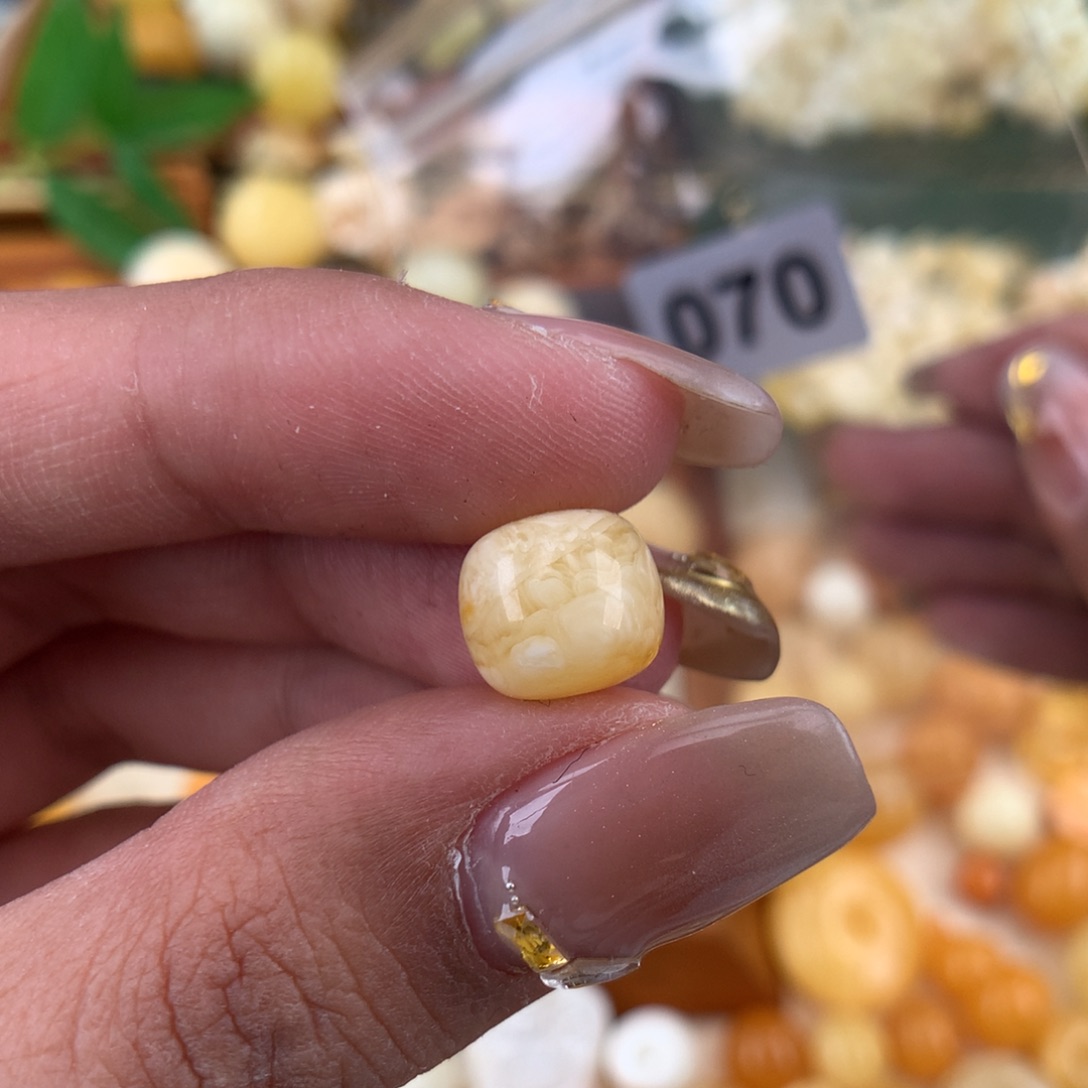 琥珀珠宝奇石未镶嵌1.0