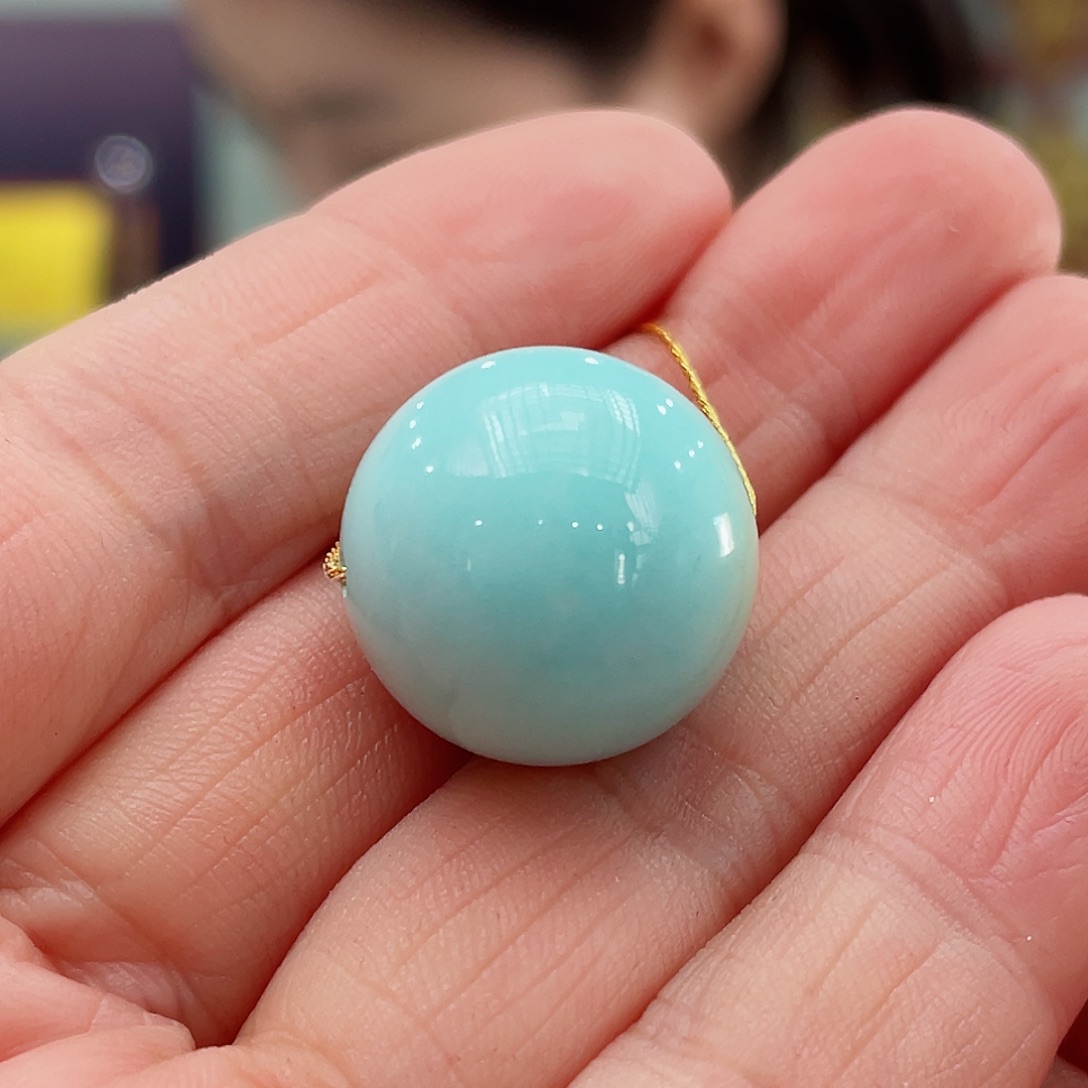 绿松石颈饰未镶嵌