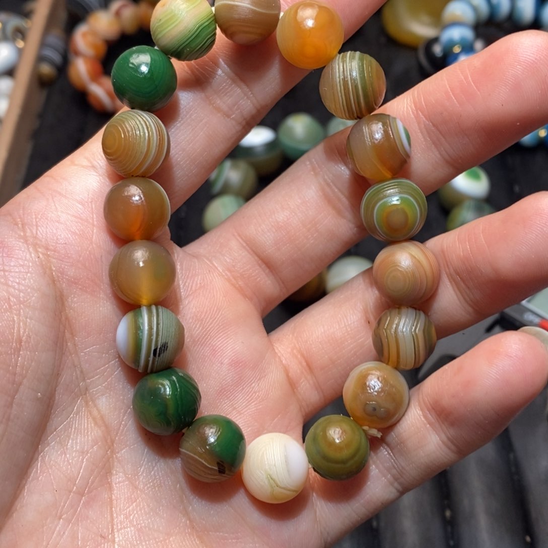 玛瑙/玉髓颈饰未镶嵌