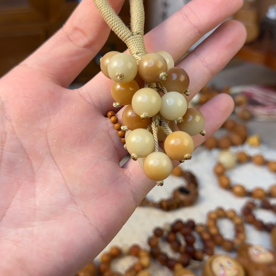 无事牌非洲檀香菩提根葡萄串