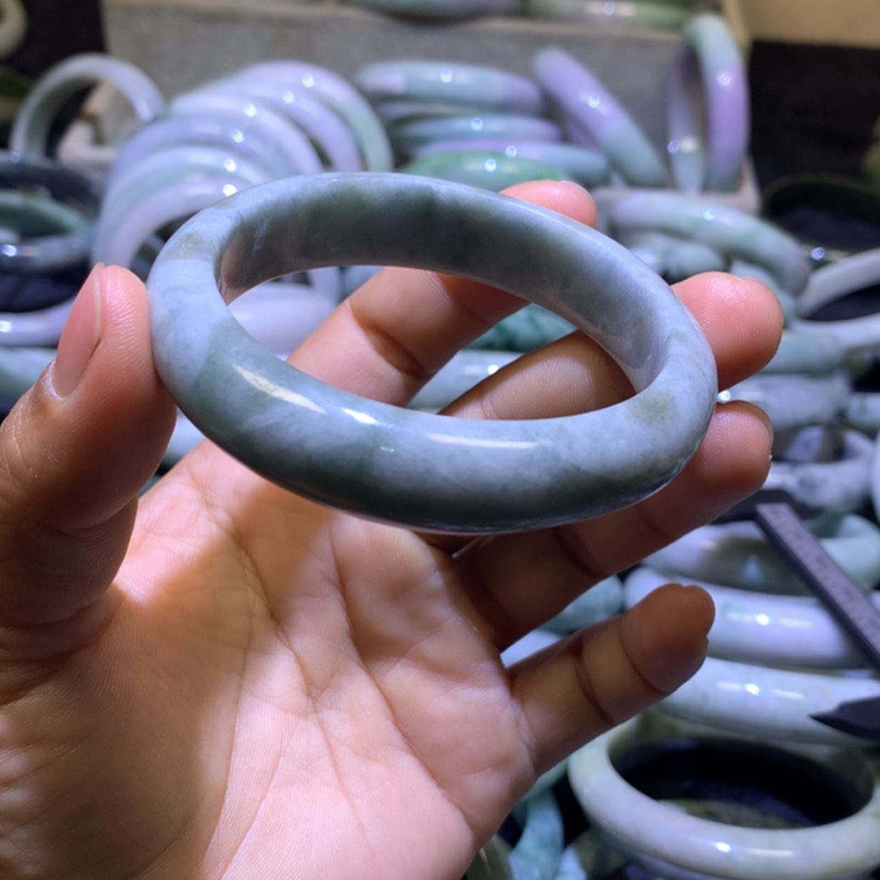 【闪购商品】颈饰未镶嵌翡翠淡**子淡55