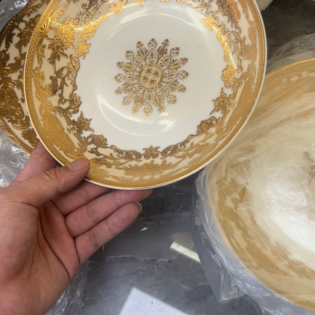 瓷片8寸深菜盘两个一单尾单