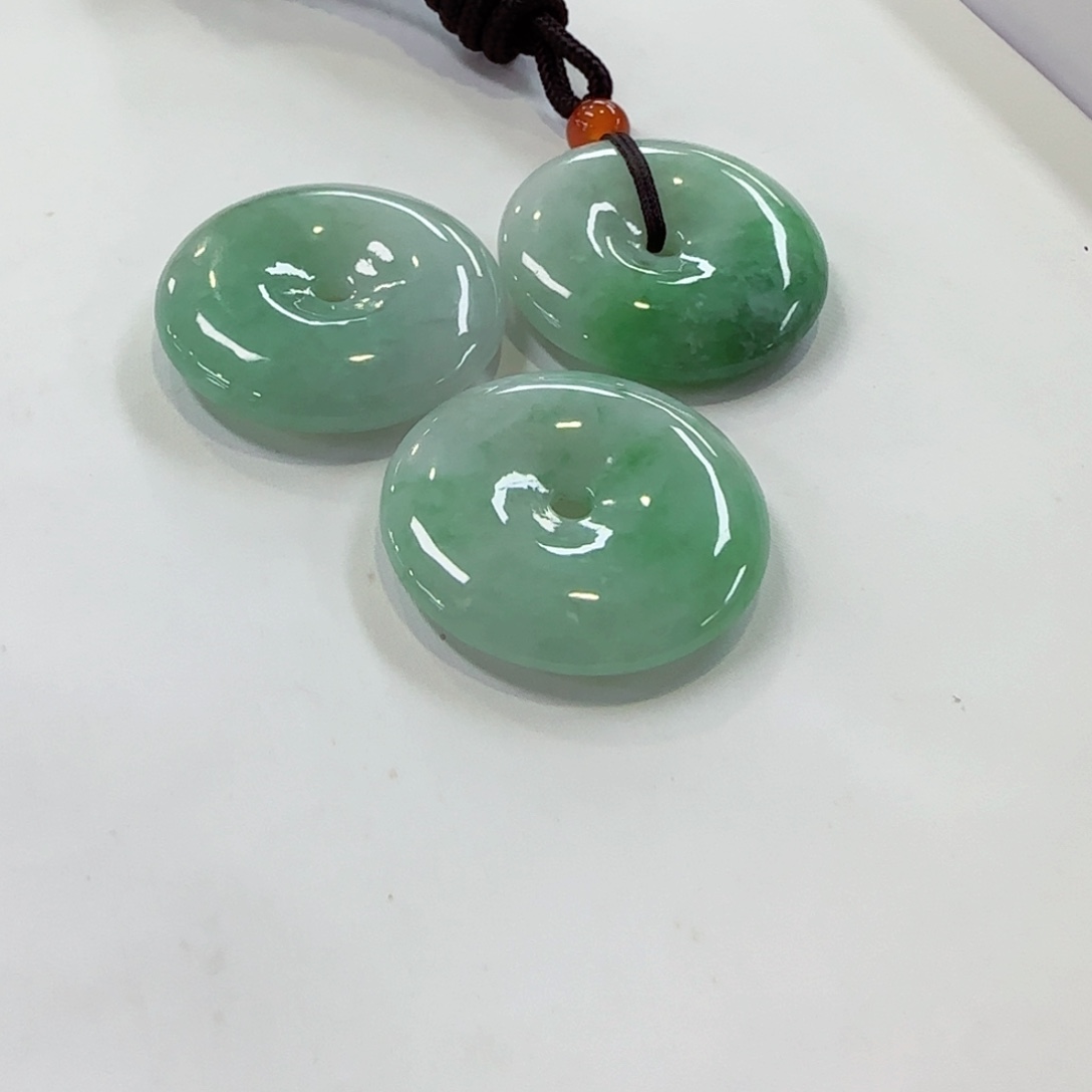 翡翠未镶嵌颈饰多样性发其一a213