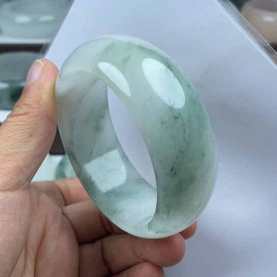 石英质玉（金丝玉）未镶嵌手镯