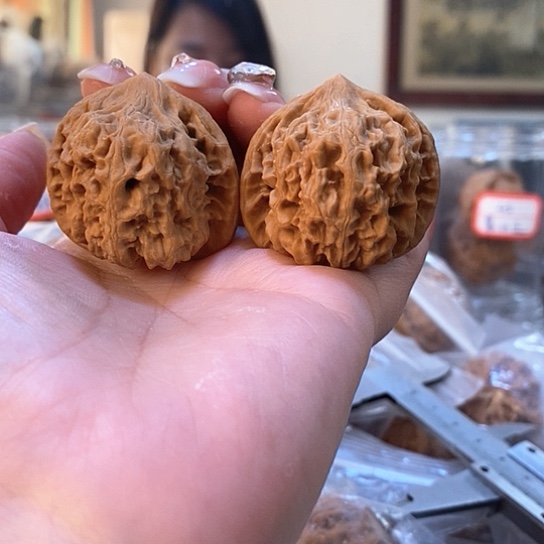 文玩核桃吊坠38鸡心有修