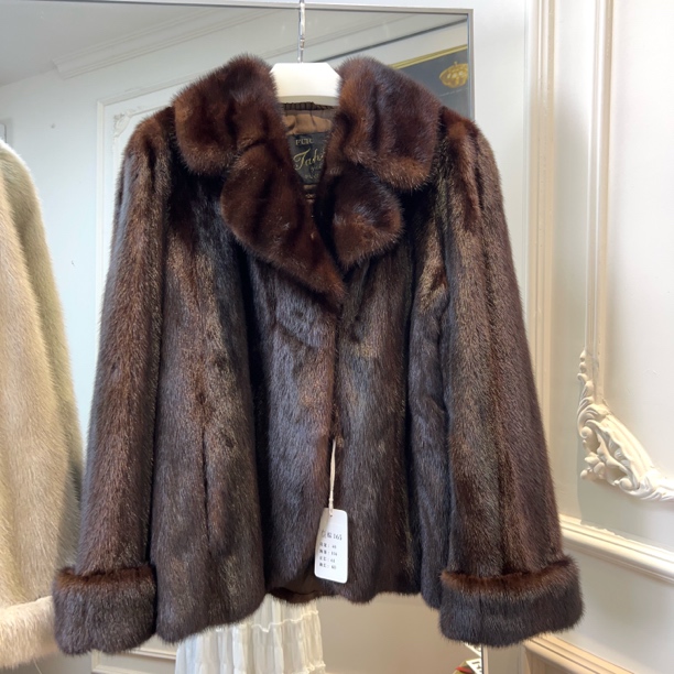 【Z165】马哈根尼短款挽袖甜美减龄女款外套