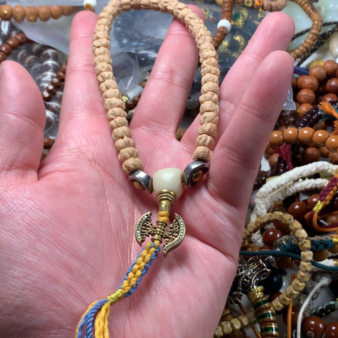 吊坠柏香籽/百香籽。。。。。。。。。