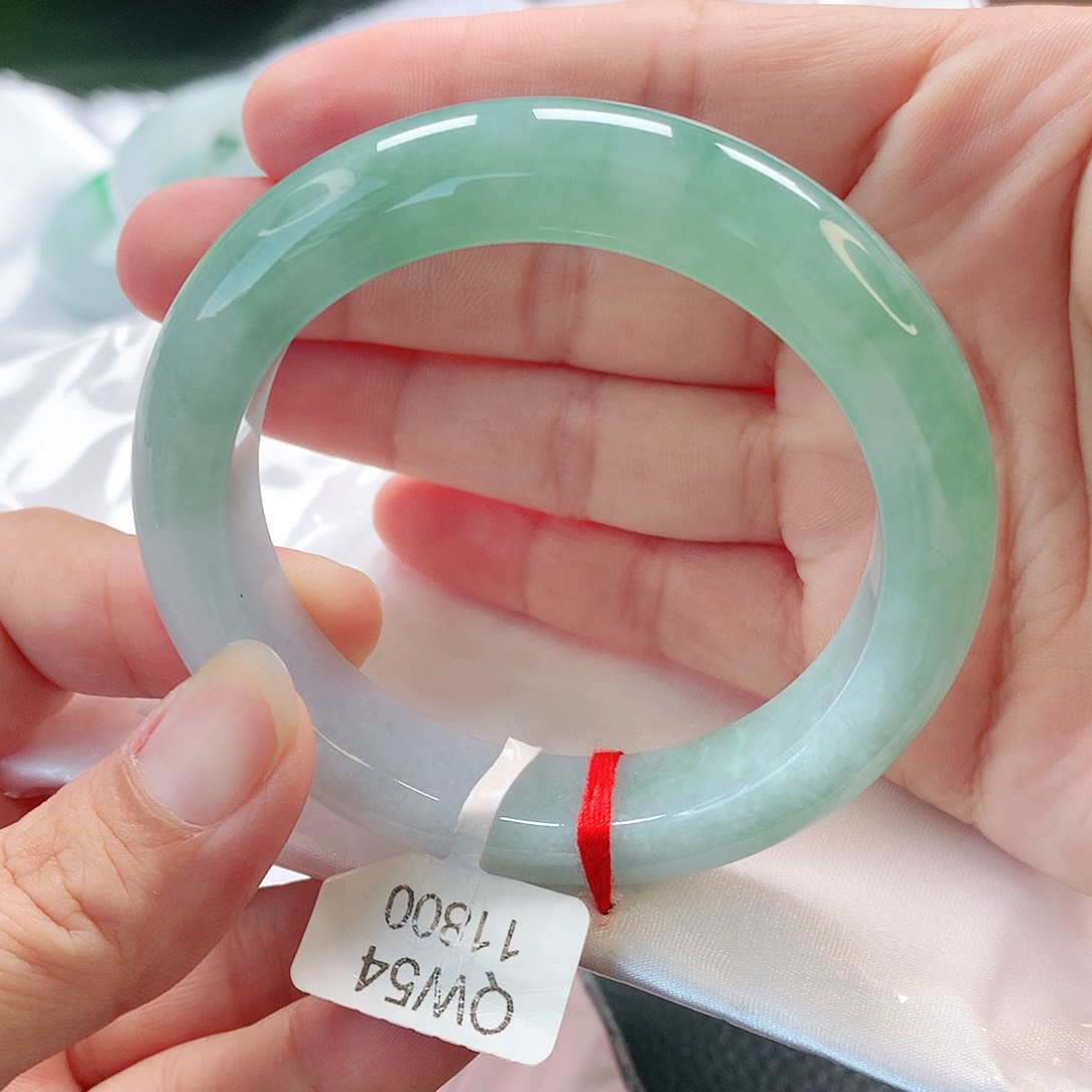 翡翠未镶嵌手镯54正