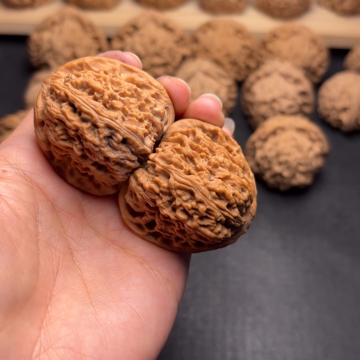 里***n文玩核桃把件41南疆克重44.5