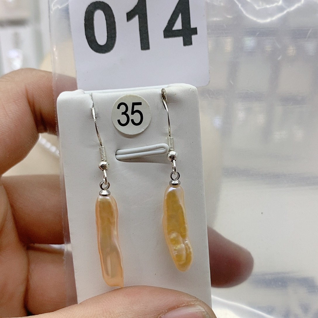 淡水珍珠颈饰合金