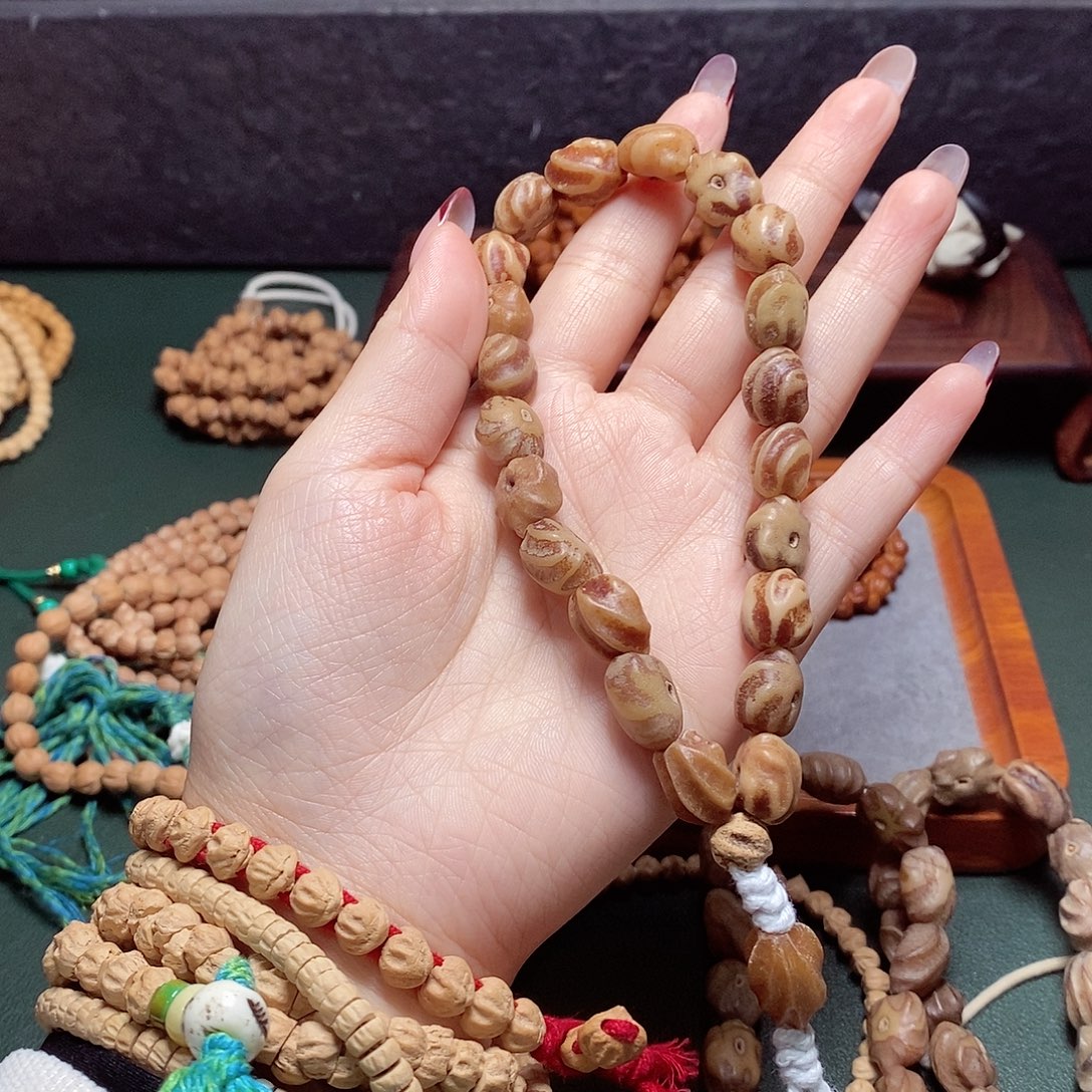 柏香籽/百香籽吊坠216.7