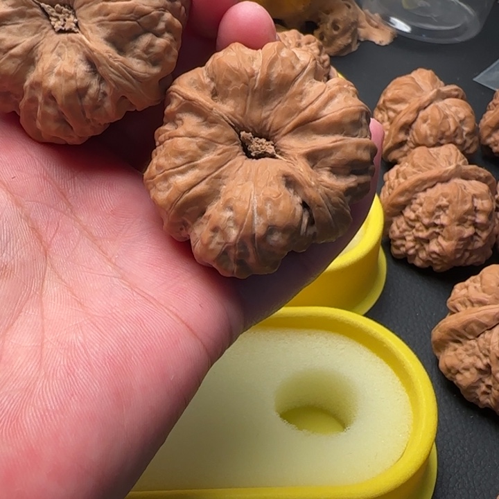 文玩核桃吊坠霹**仔文玩核桃文玩核桃