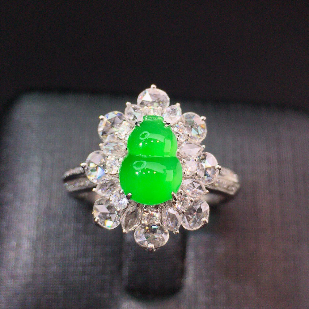 天然缅甸翡翠A货绿葫芦戒指