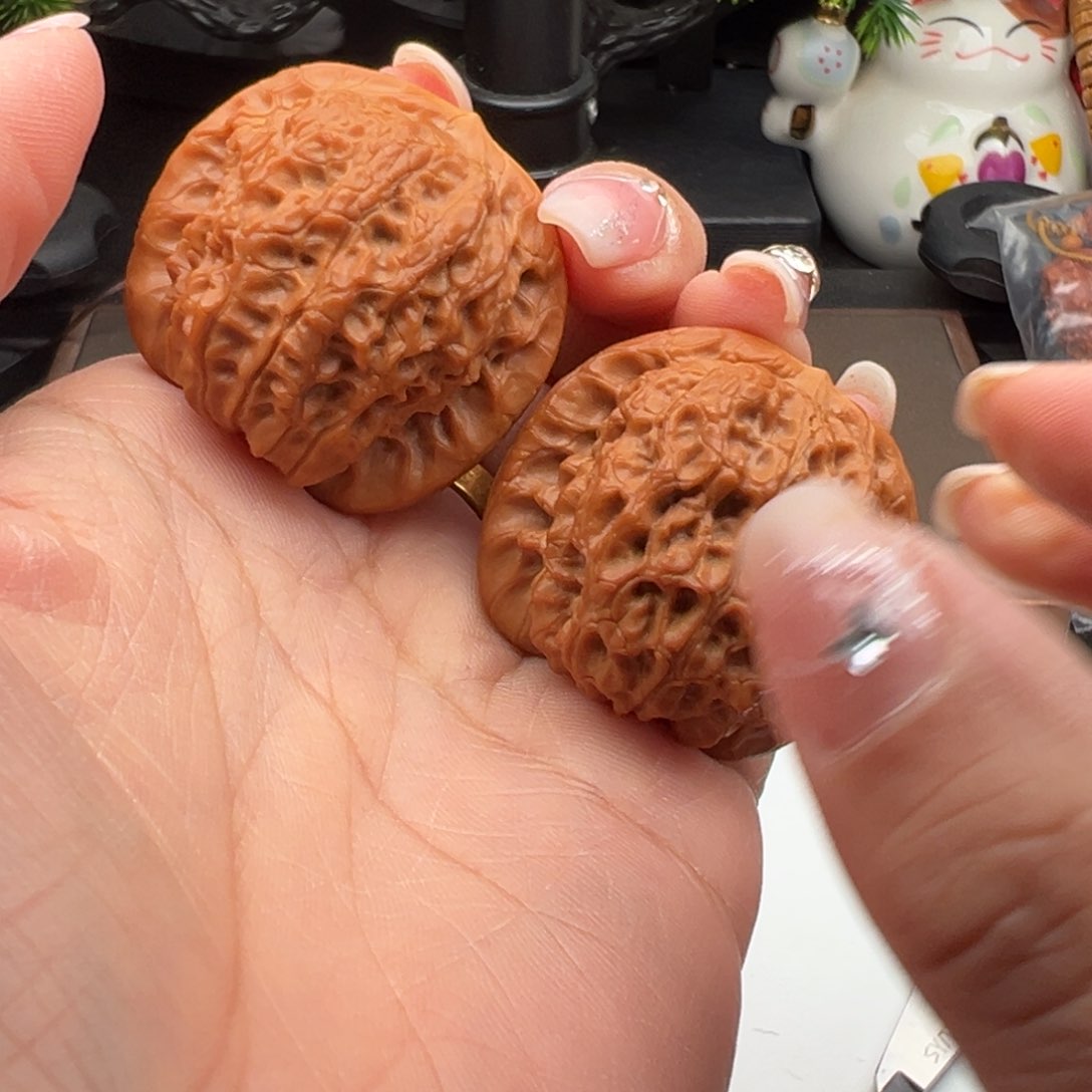 文玩核桃把件血麒麟37