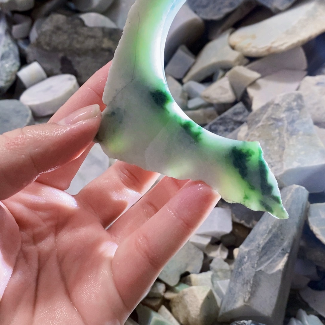 翡翠未镶嵌颈饰天然翡翠